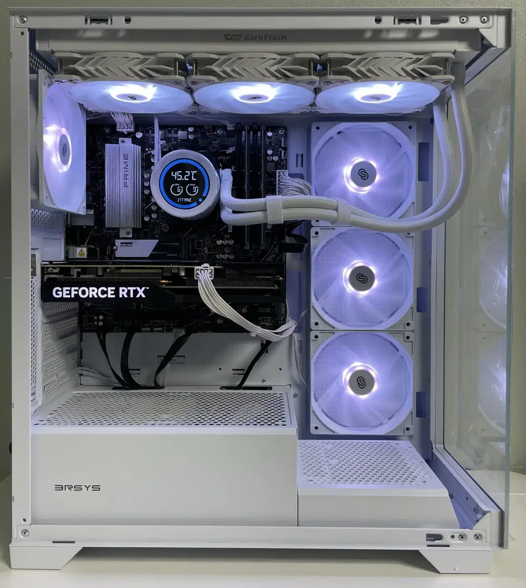 라이젠9600X, RTX4070 신품PC본체